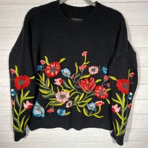 Romeo & Juliet Couture Sweater Womens M Black Floral Wool Blend embroidered